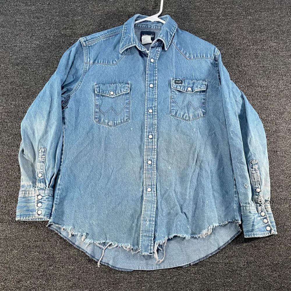 Wrangler Western Shirt Mens L Blue Fair Distressed Raw Hem Pearl Snap MS70119